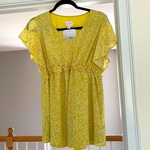 Maternity flutter sleeve top! Brand new with tags!